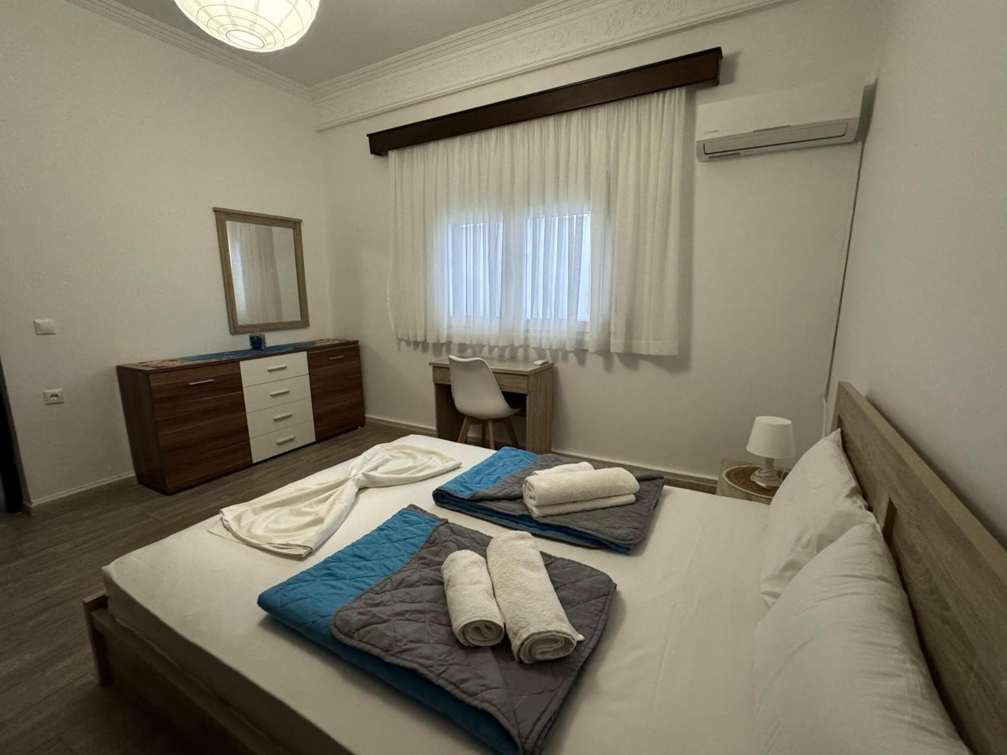 Holiday Dream Artemis Apartment Мастрихари Екстериор снимка